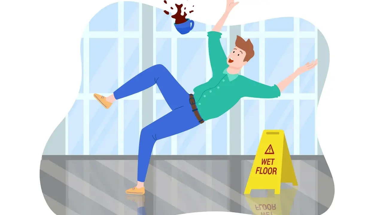Uomo scivola su pavimento bagnato, caffè rovesciato. Un infortunio sul lavoro può portare a uno stipendio più alto se si ottiene un risarcimento.