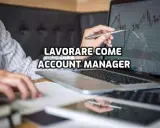 Un professionista analizza grafici finanziari su un laptop, mostrando cosa fa un account manager: gestione e analisi dati per strategie di successo.